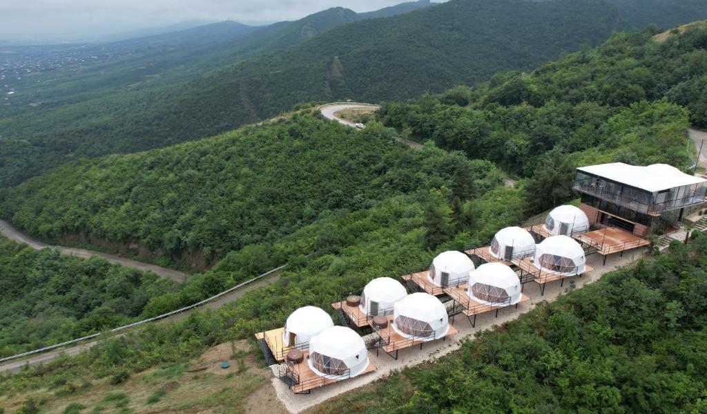 Slide Signagi Glamping